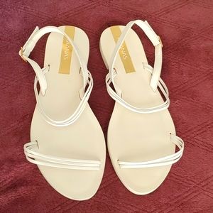 NWT Kaanas Palmas sandals.